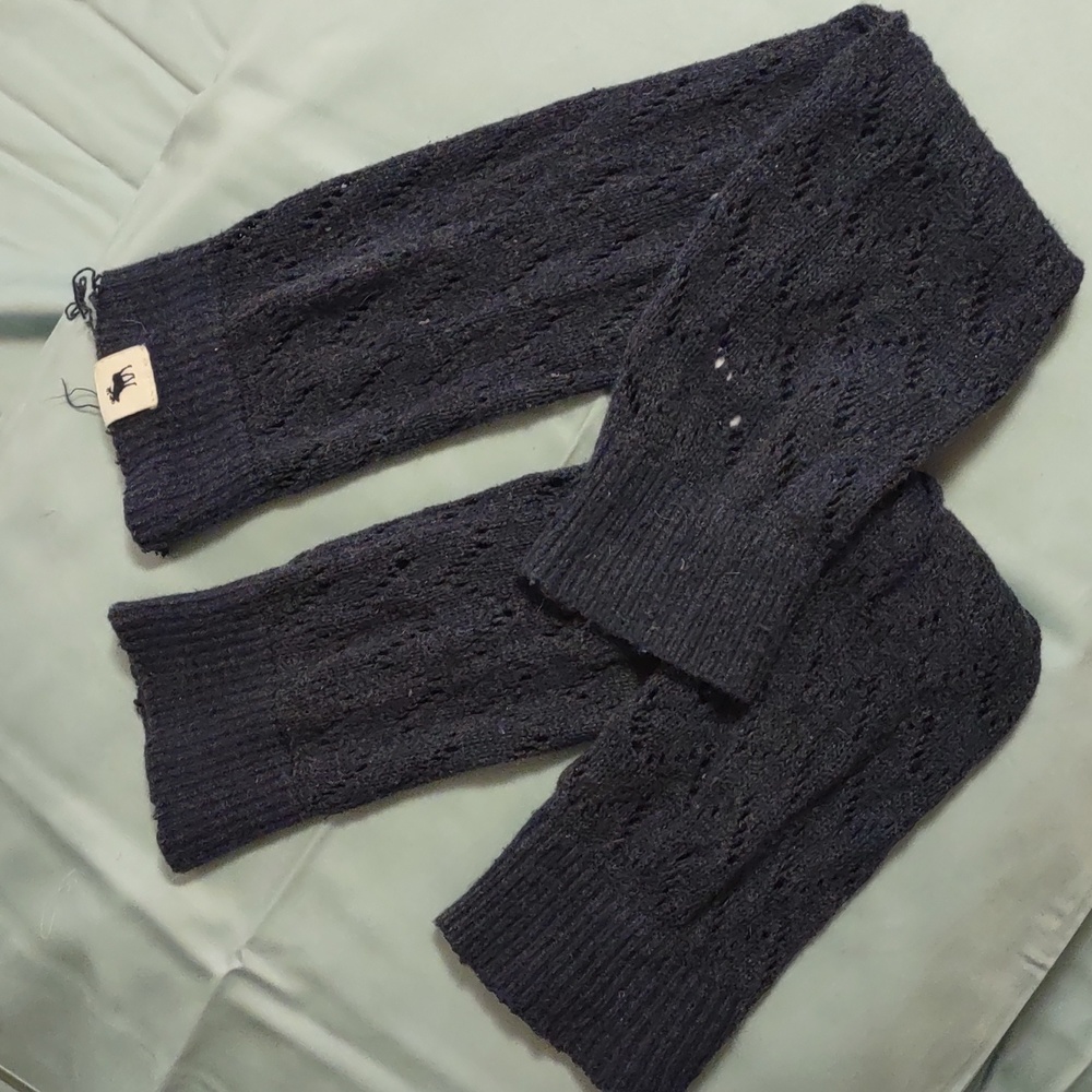 Y2K A&F leg warmers
